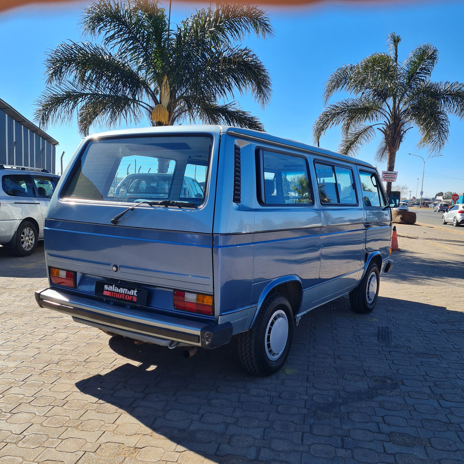 1998 Volkswagen Microbus 2.1L extremely low mileage