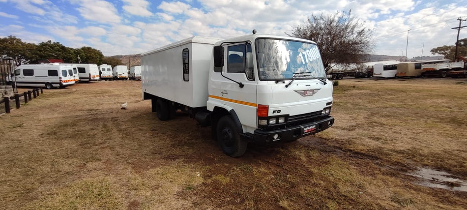 HINO FD 10.135 V/BODY
