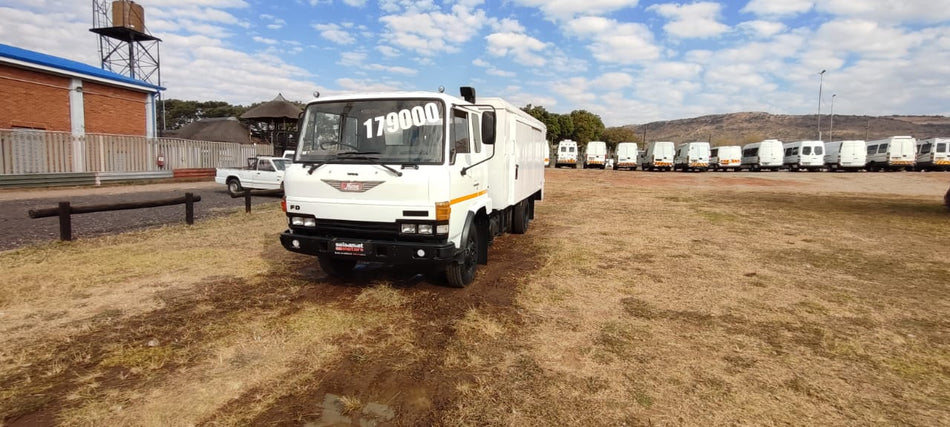HINO FD 10.135 V/BODY