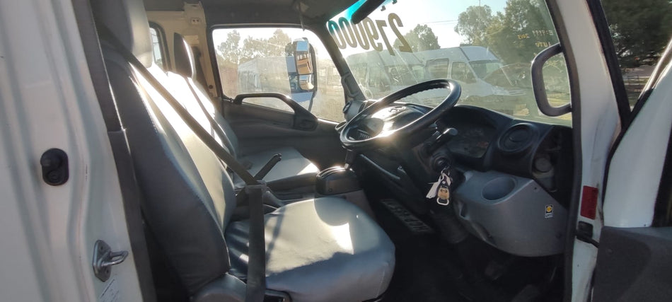 2013 Hino 300 Crew Cab