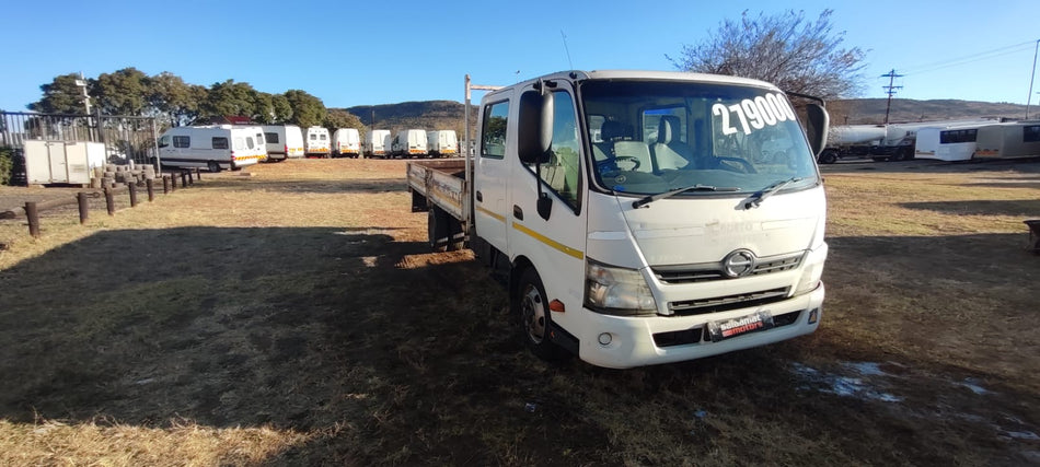 2013 Hino 300 Crew Cab