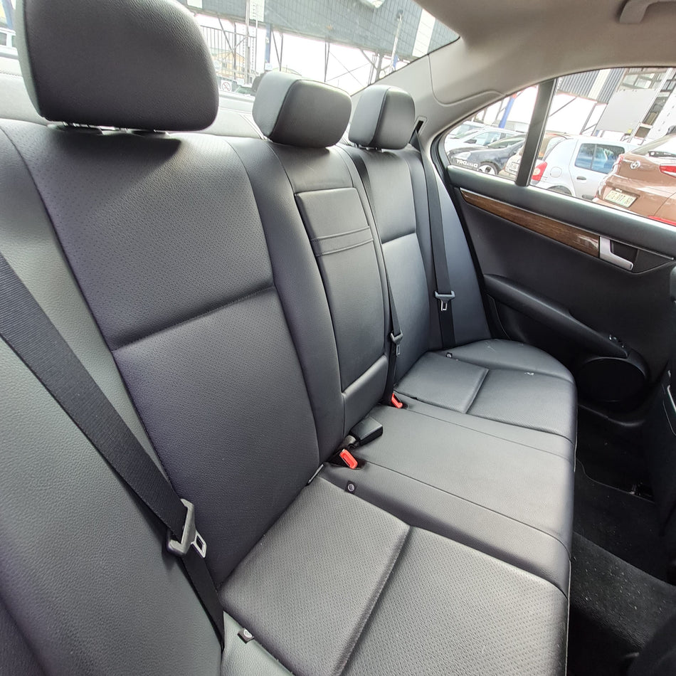 2013 Mercedes-Benz c180 auto low kms