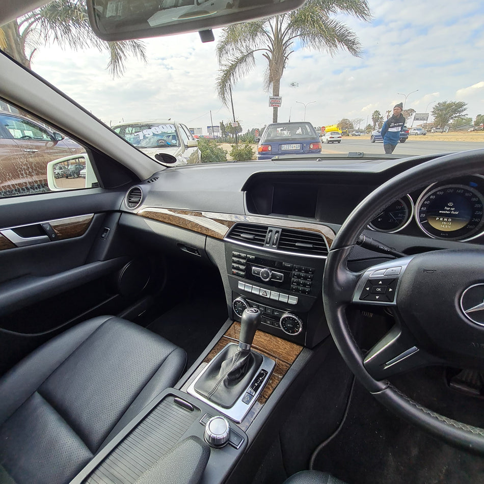 2013 Mercedes-Benz c180 auto low kms