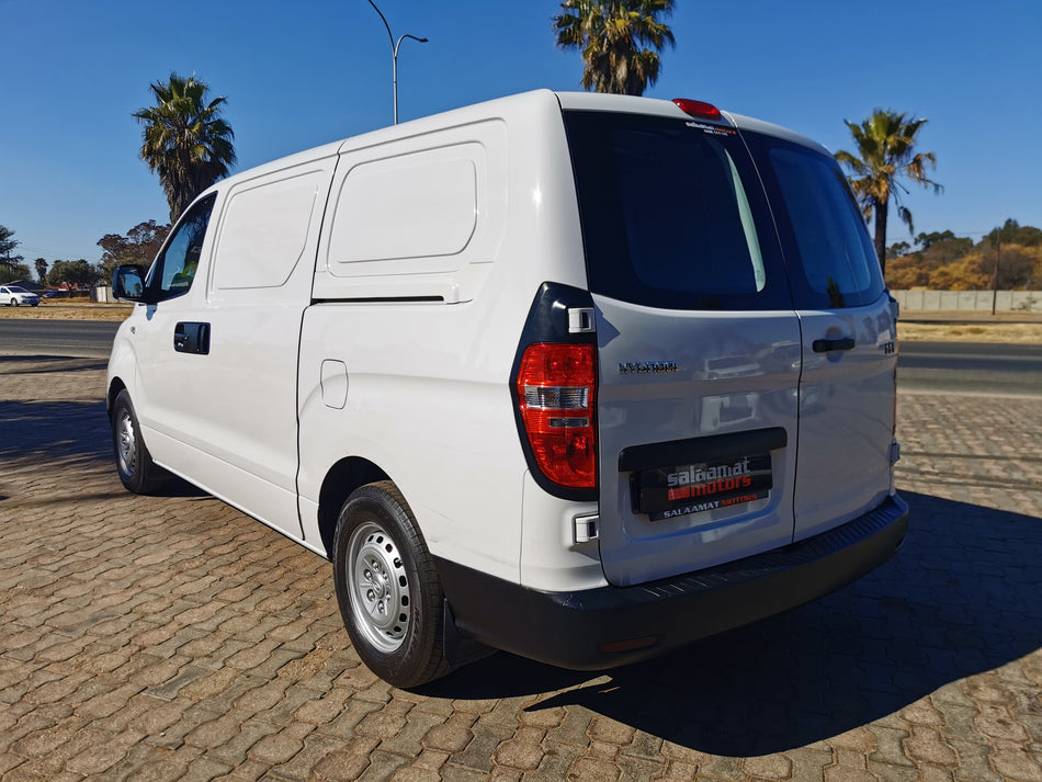 2012 Hyundai H1 Bus Panel van 2.5 diesel auto