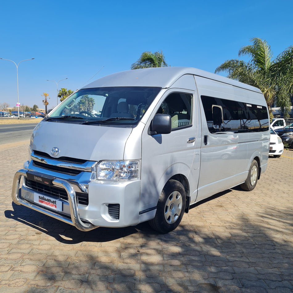 2016 Toyota Quantum GL 2.7vvti 14 seater 