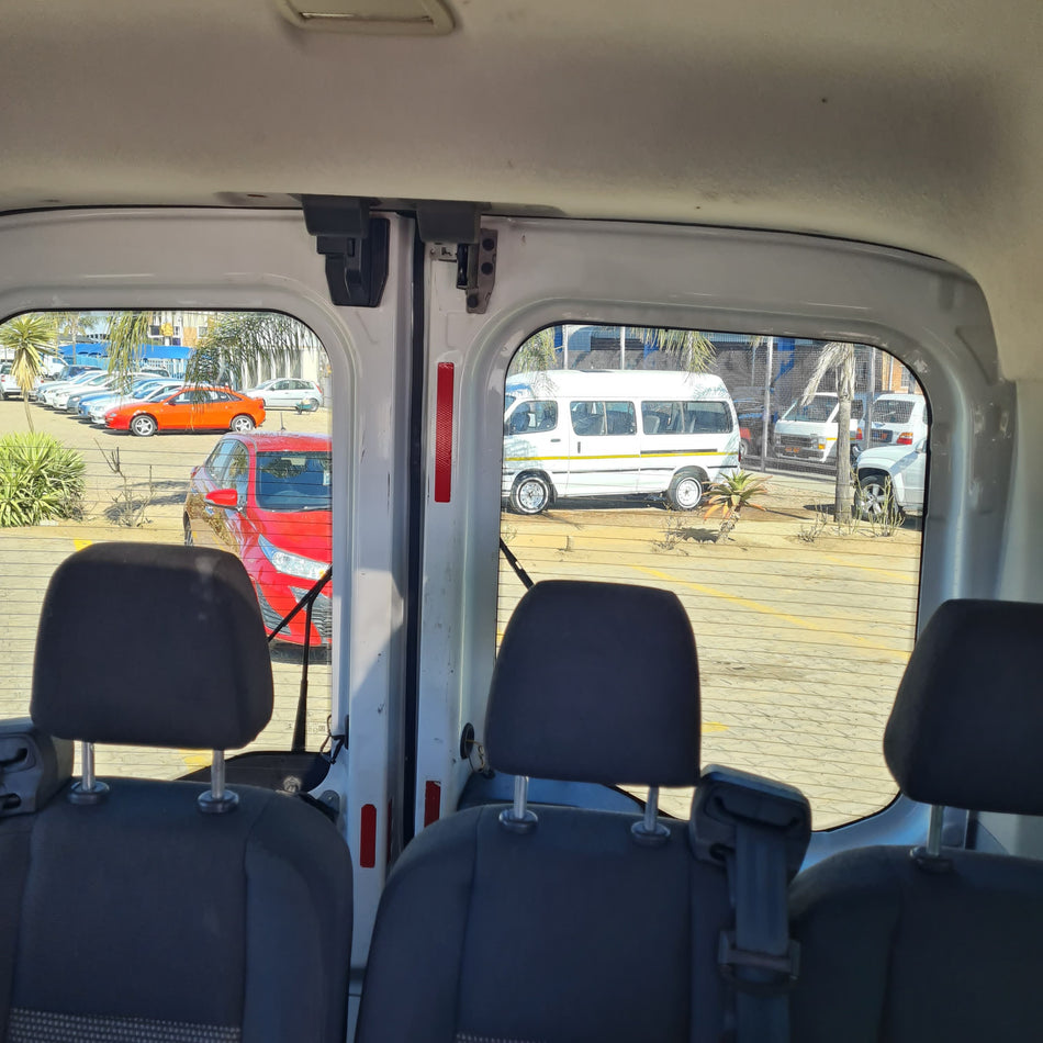 Ford 13-Seater Bus