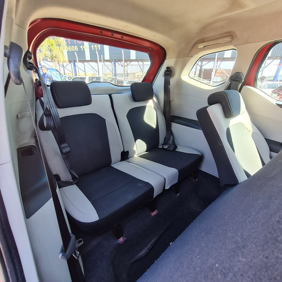 Renault Triber 1.0