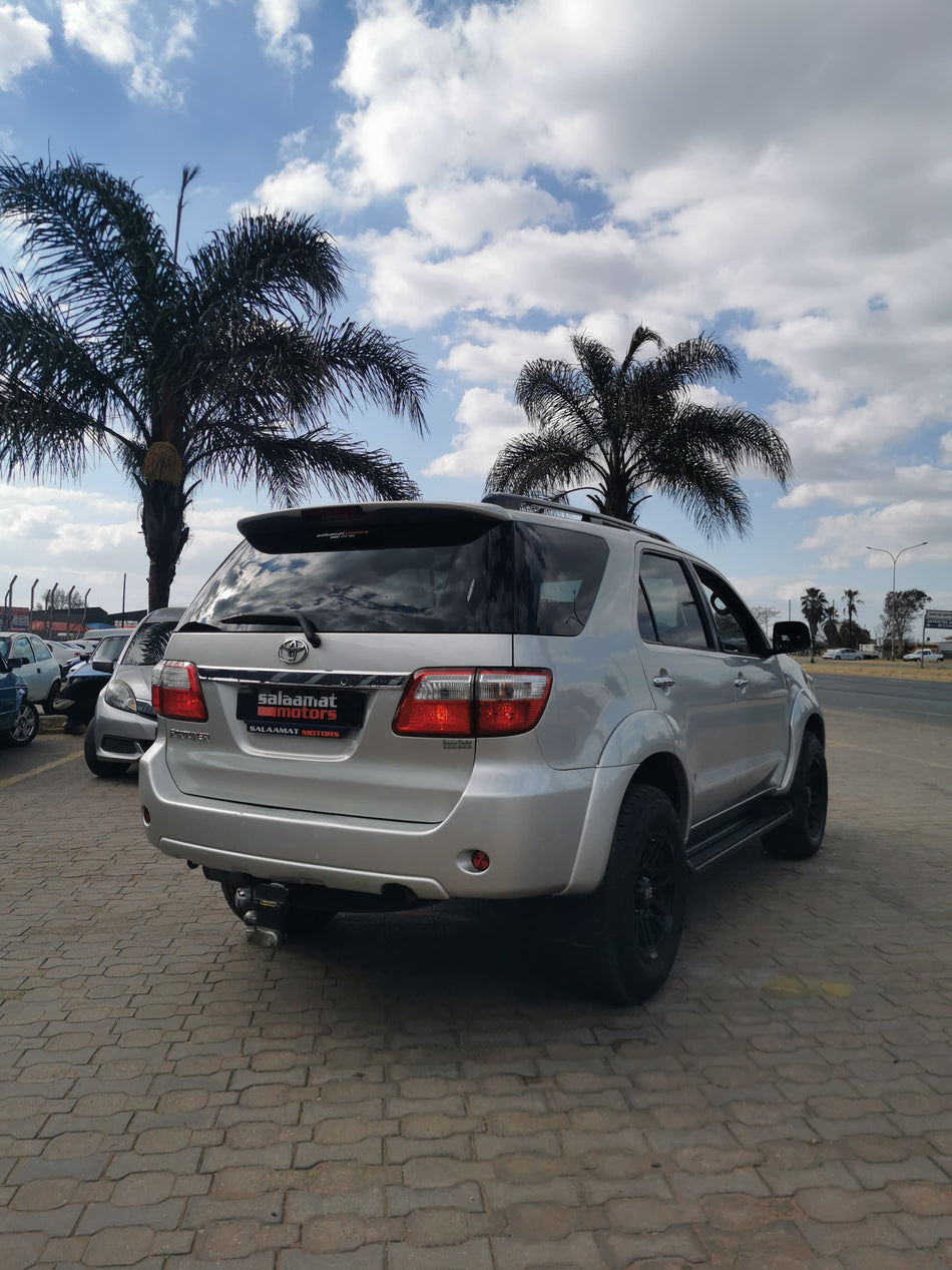 2009 Toyota Fortuner 4.0 V6 Auto