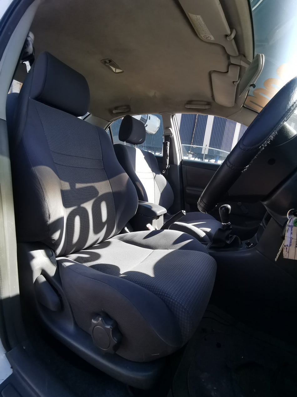 2006 Toyota Corolla 160i GLE
