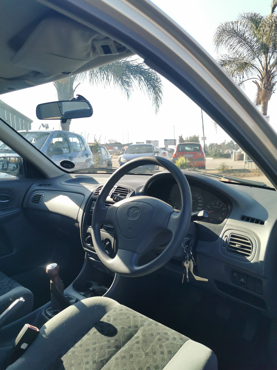 2000 Mazda Etude 160ie