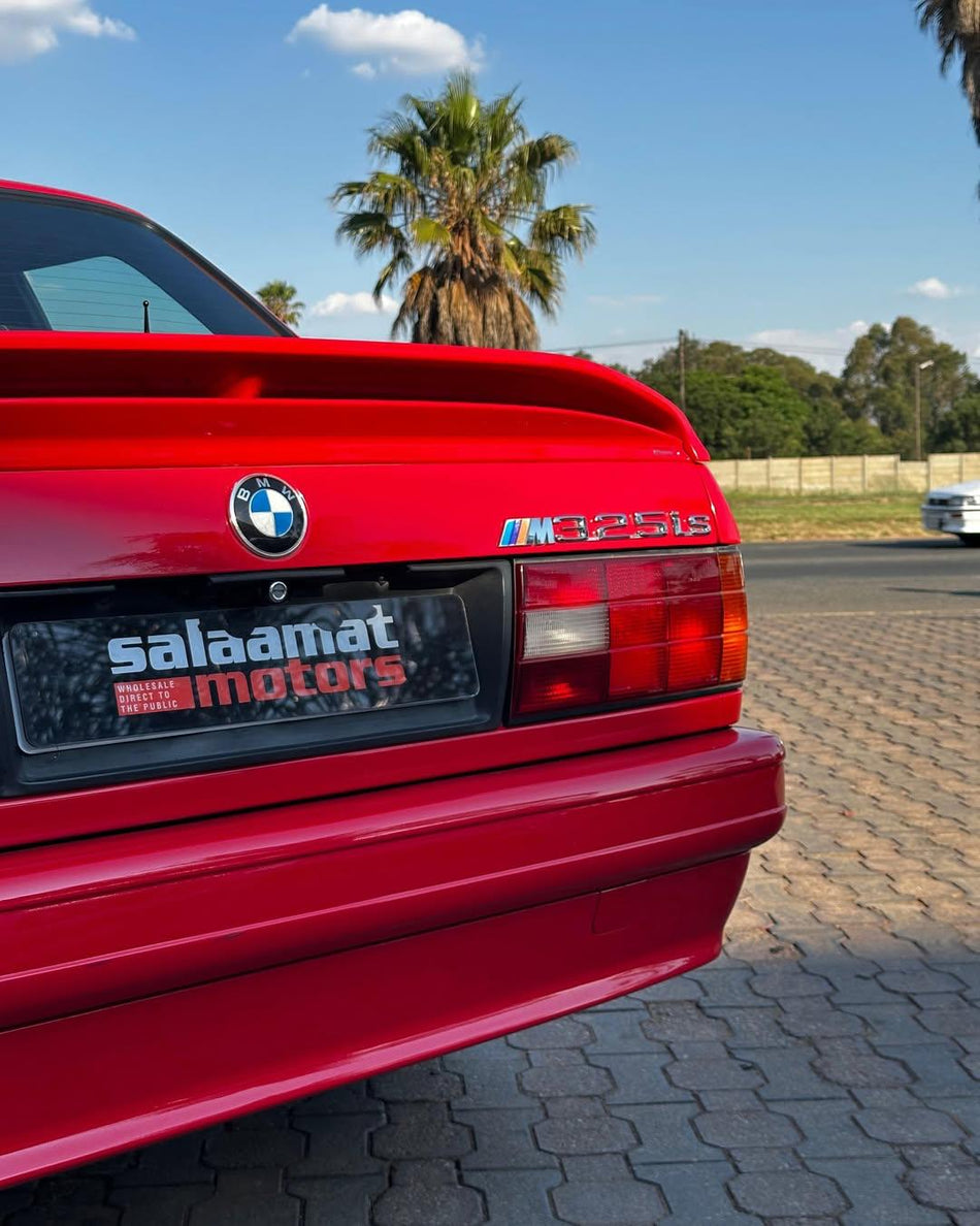 1990 BMW E30 325iS