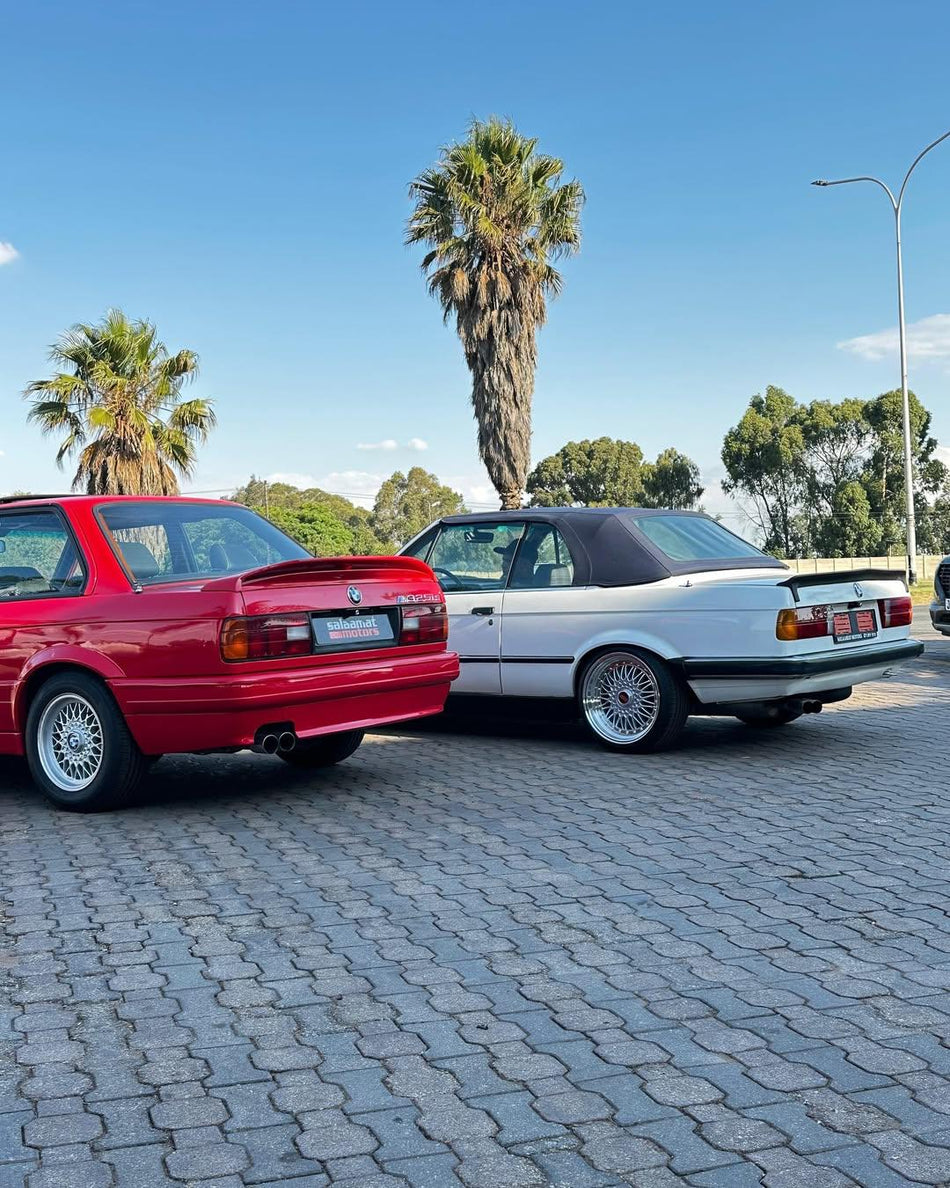 1990 BMW E30 325iS
