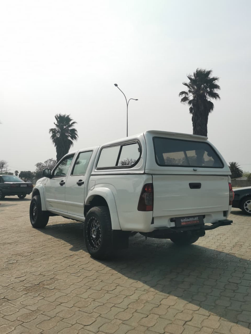 2009 Isuzu KB250D
