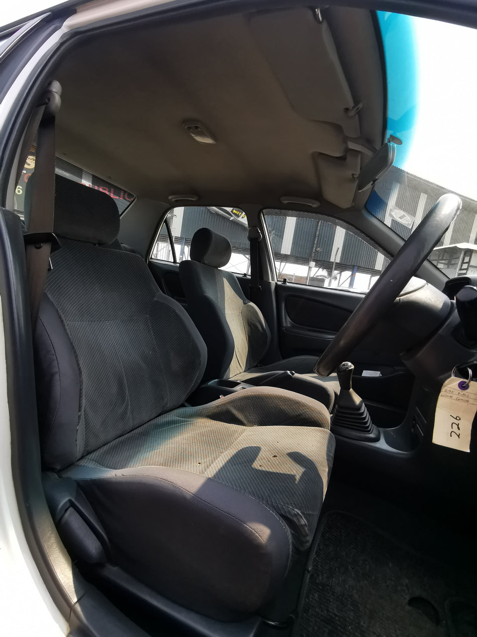 2001 Toyota Corolla 160i GLE