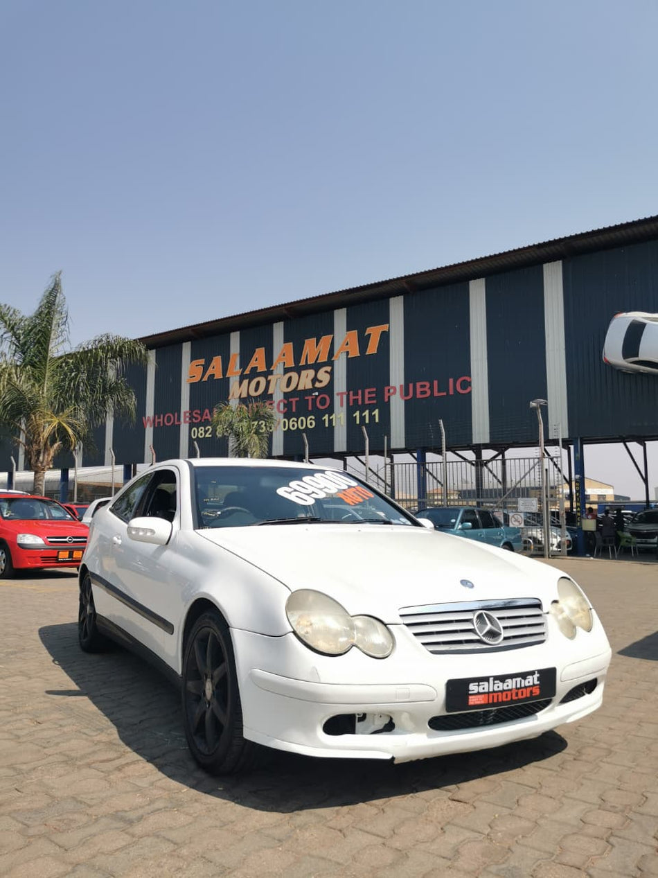2003 Mercedes-Benz C200 Kompressor Automatic 3 Door