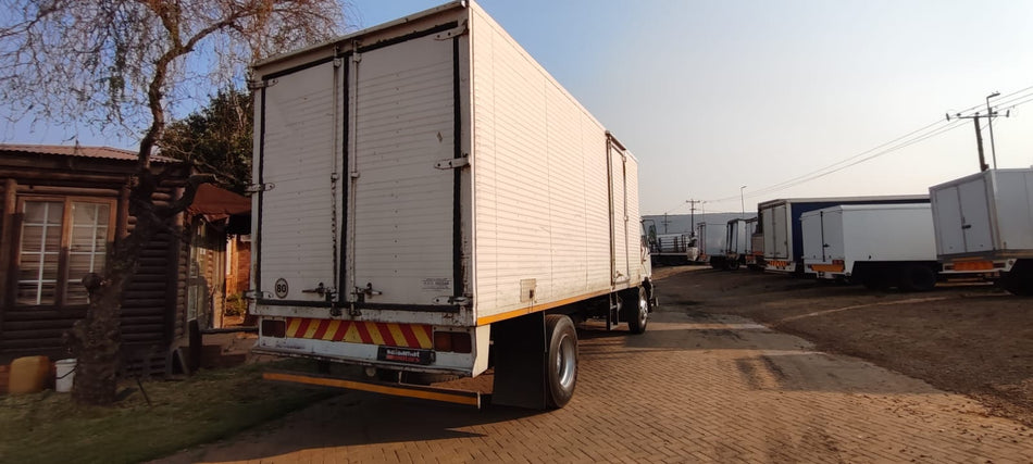 2007 UD 80 V/Body