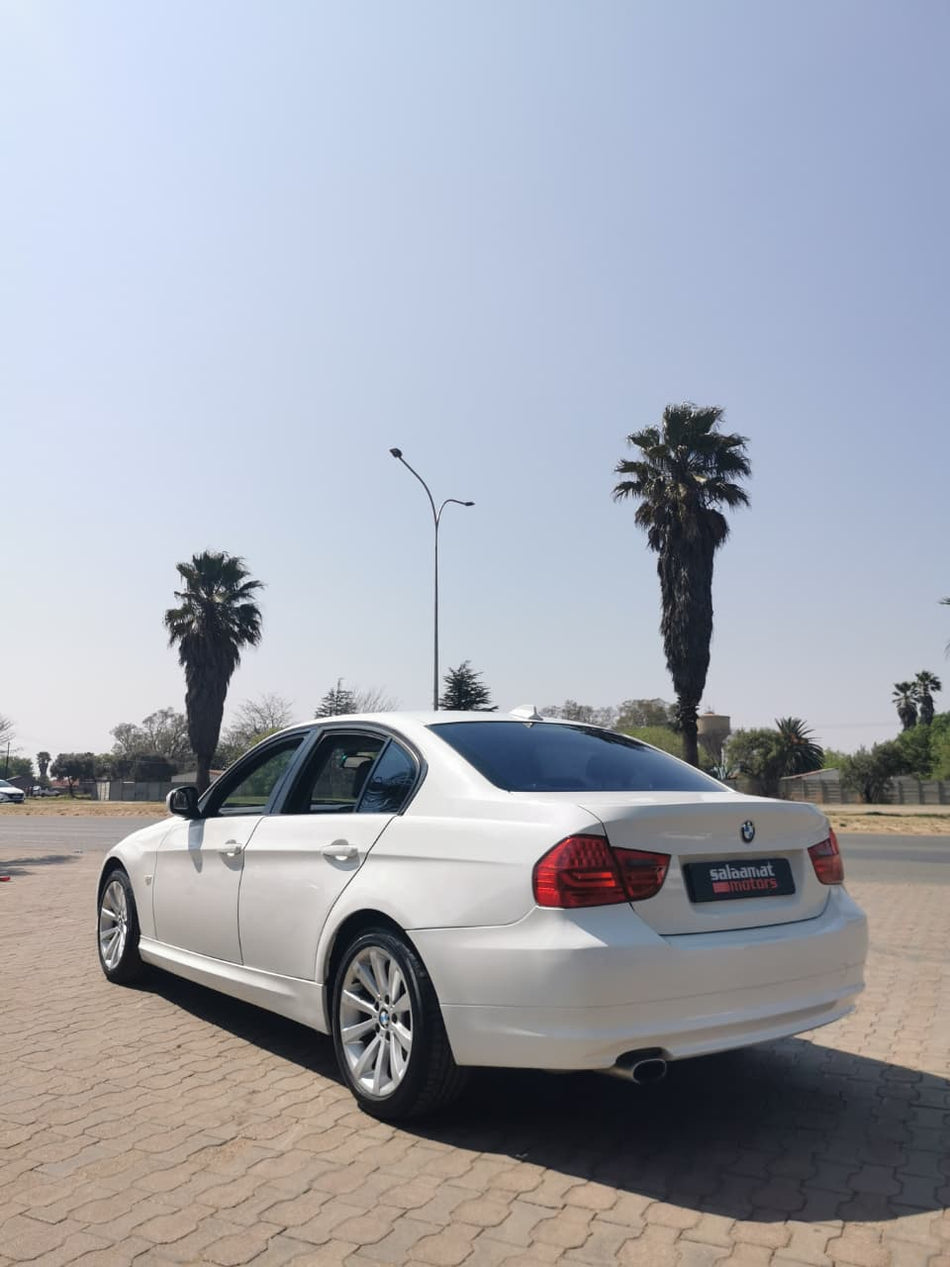 2009 BMW 320i