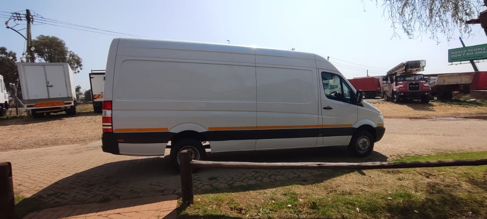 2013 Mercedes-Benz Sprinter 519 Panel Van