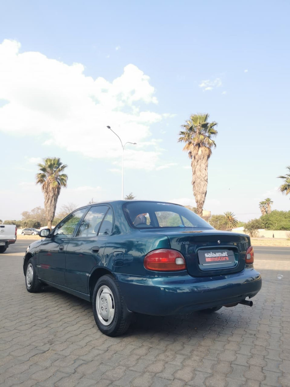 1996 Hyundai Accent