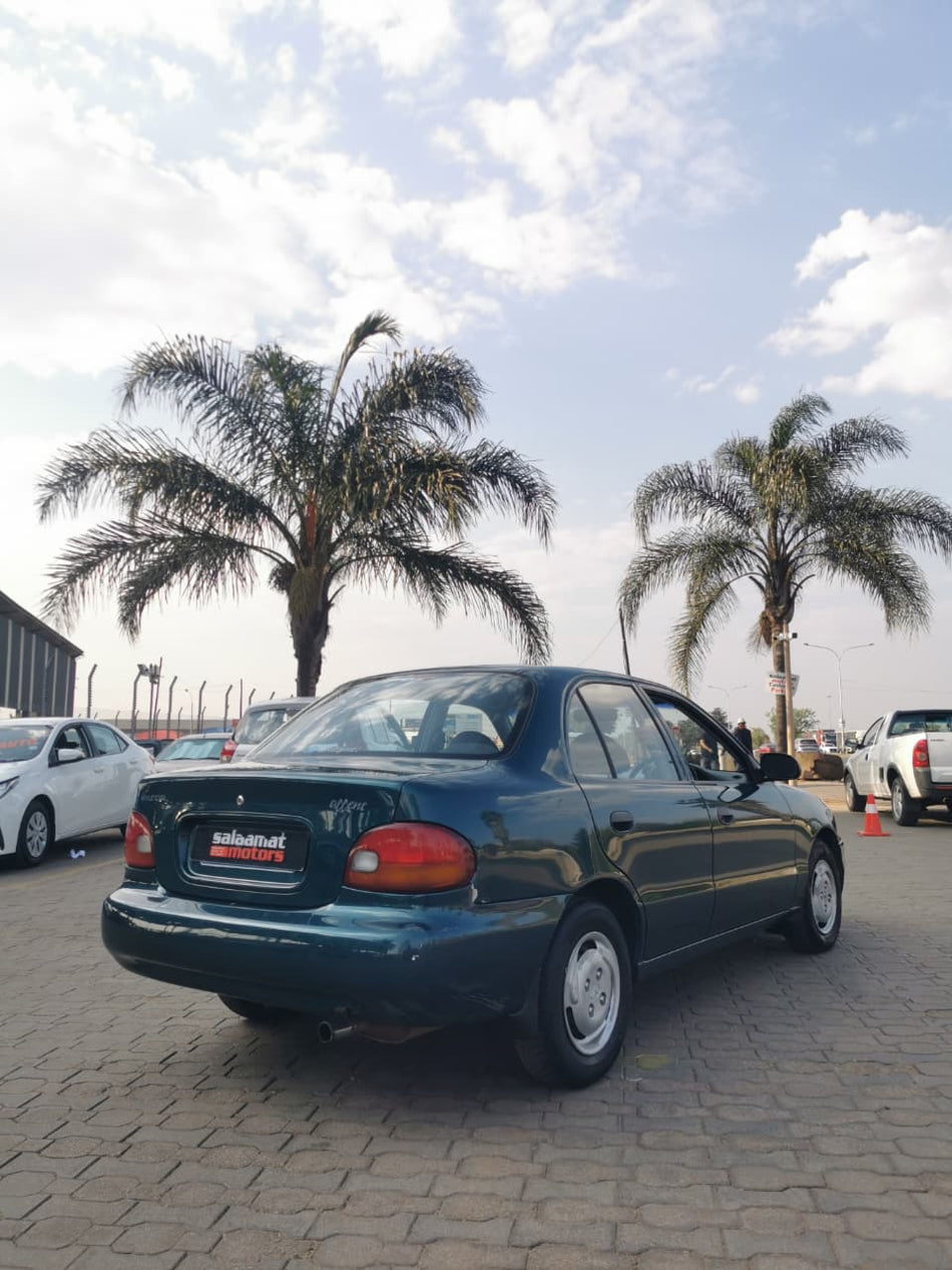 1996 Hyundai Accent