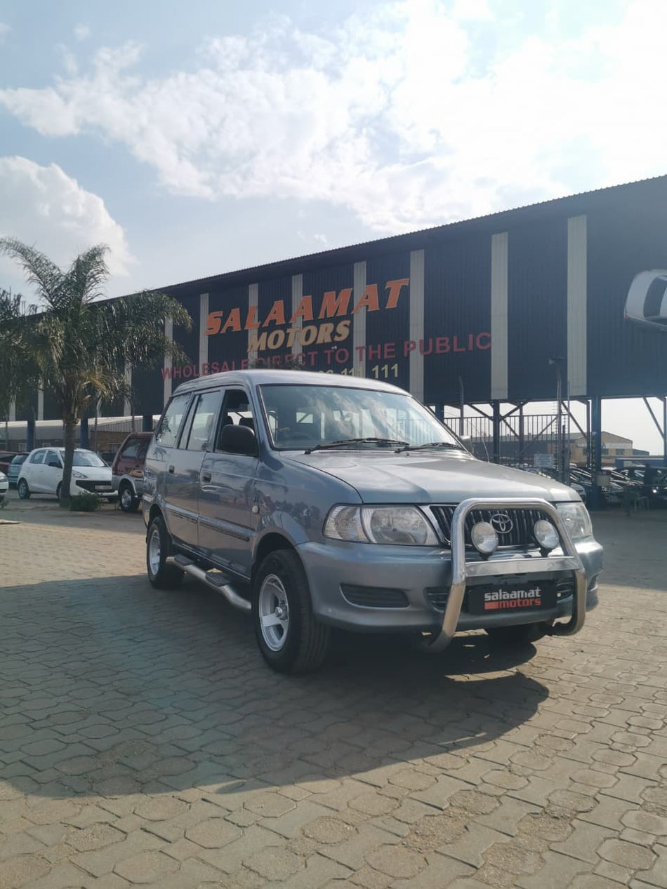 2004 Toyota Condor 3000D