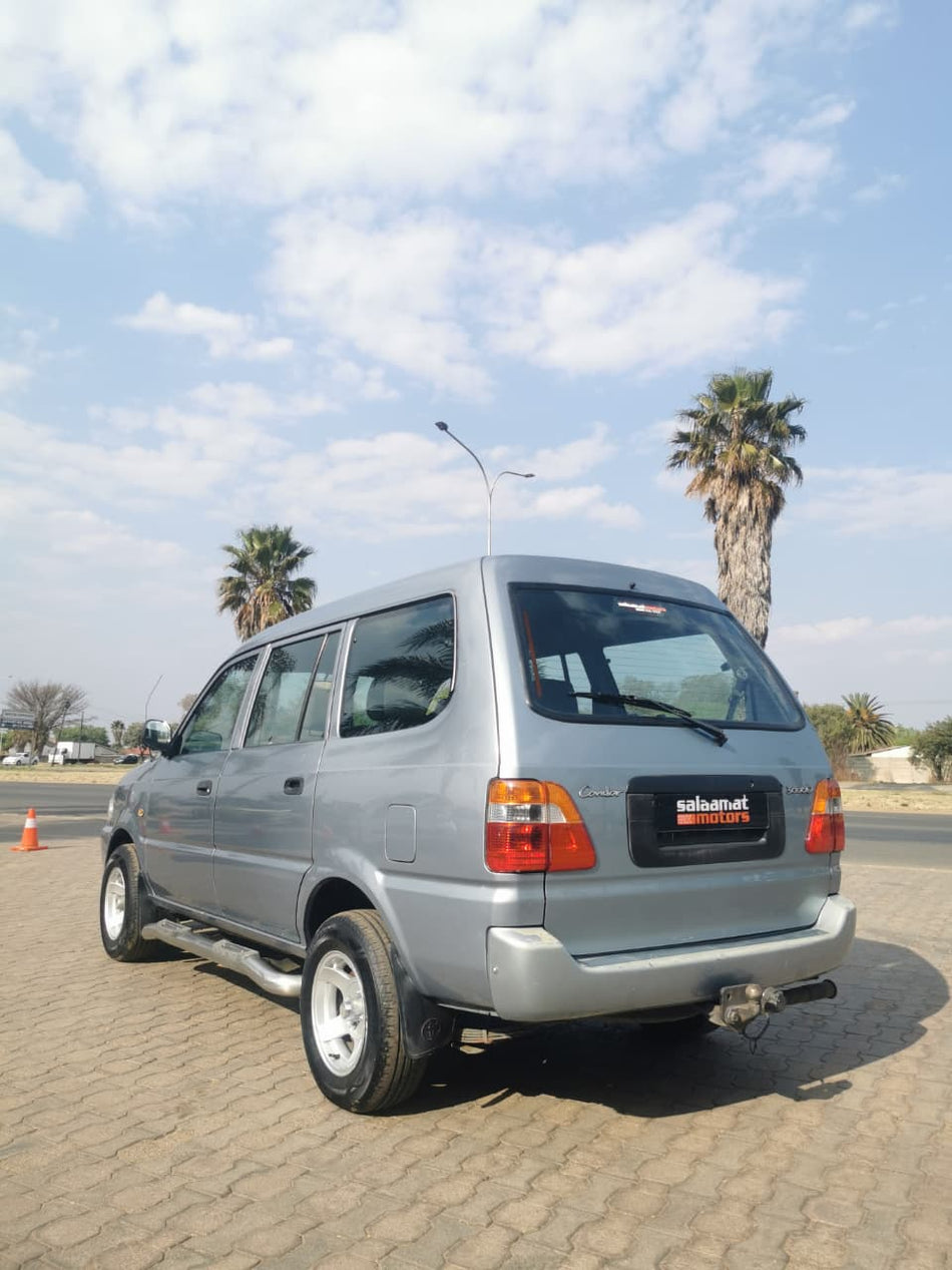 2004 Toyota Condor 3000D