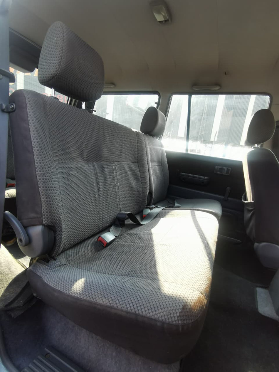 2004 Toyota Condor 3000D