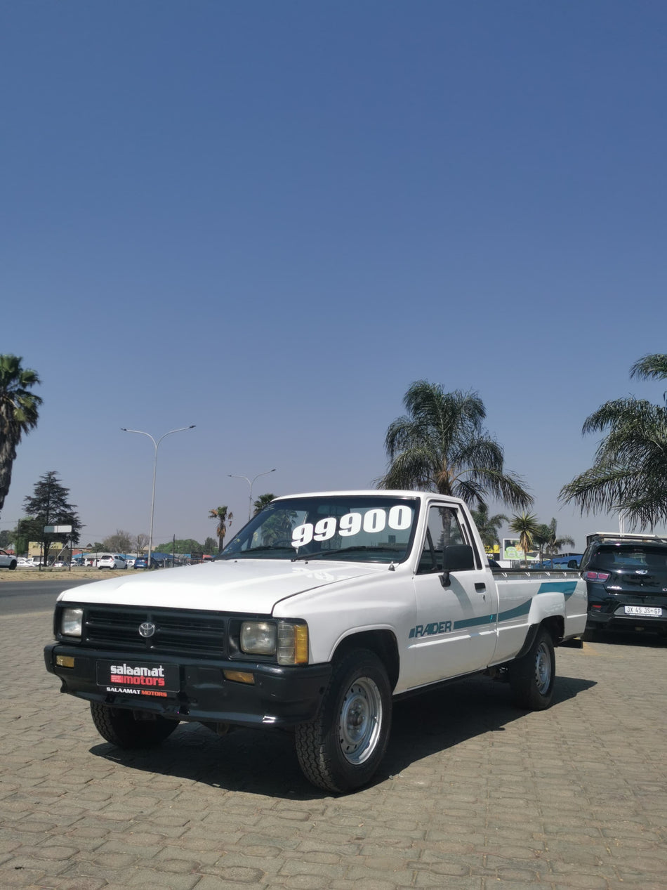 Toyota Hilux 4Y LWB