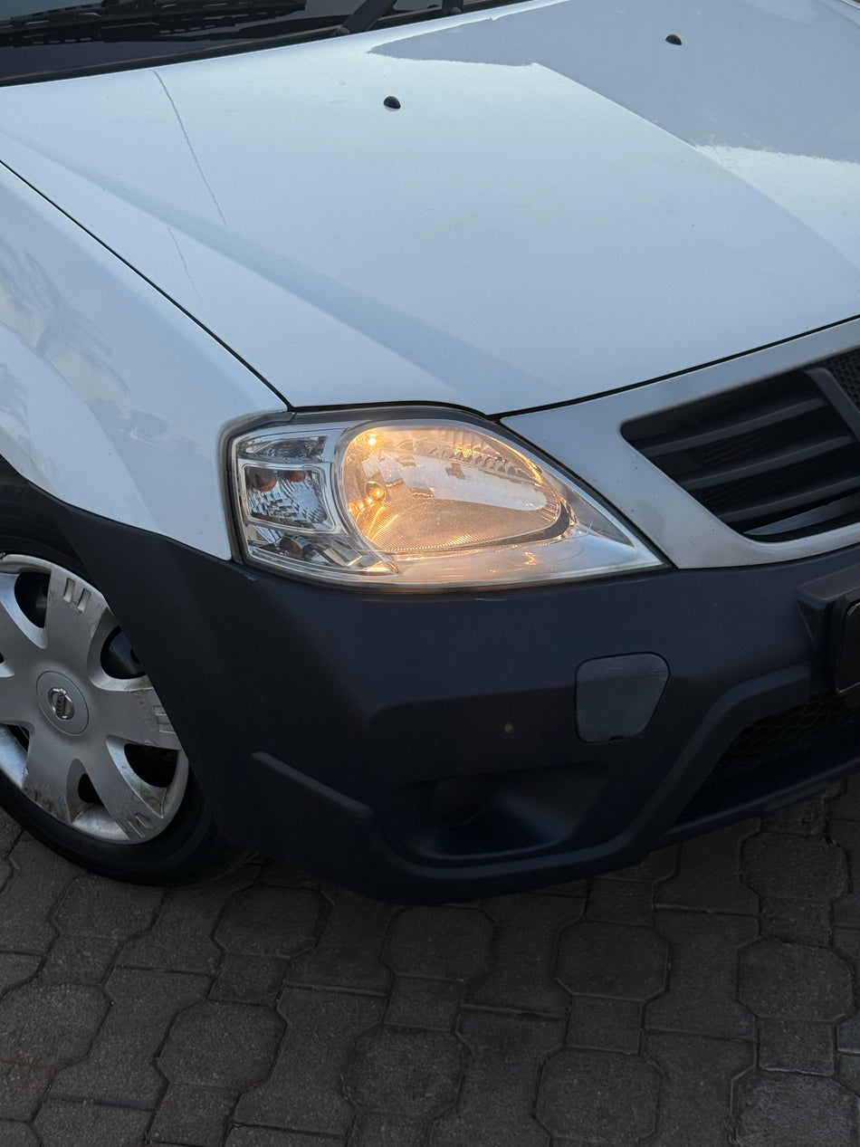 2018 Nissan NP200