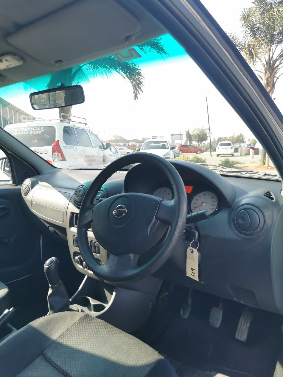 2023 Nissan NP200