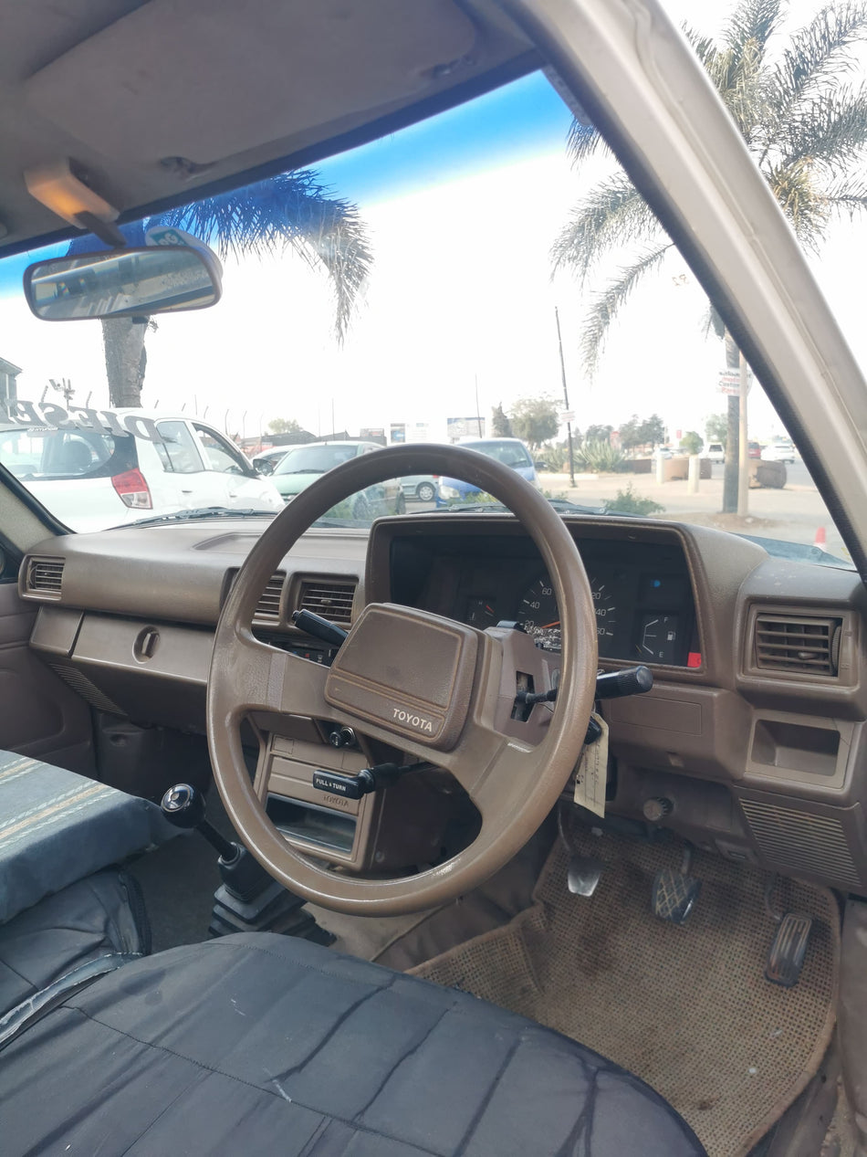 Toyota Hilux 2.4D