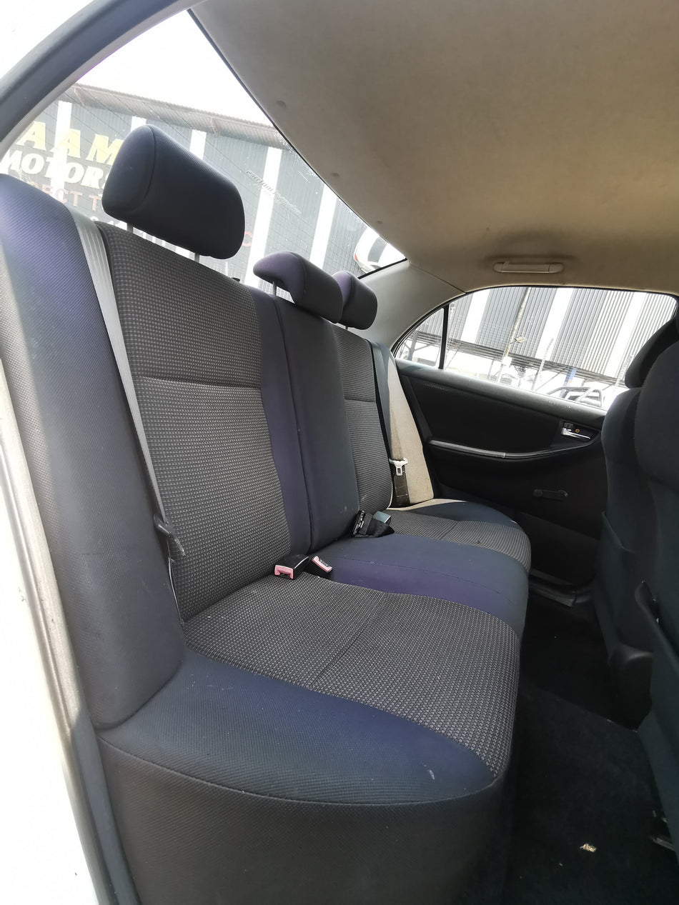 2003 Toyota Corolla 140i GLE