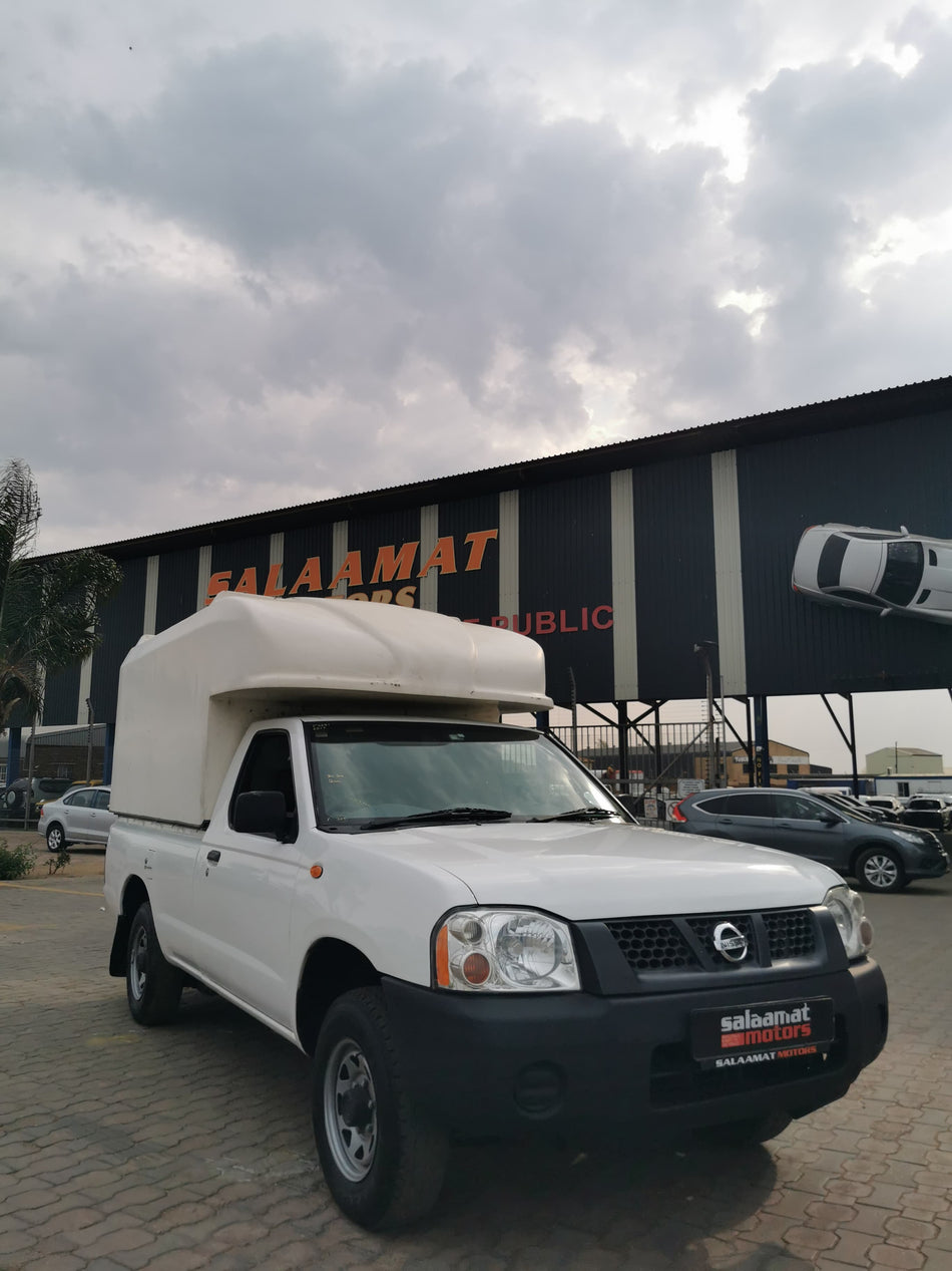 2017 Nissan Hardbody 2.0 Petrol