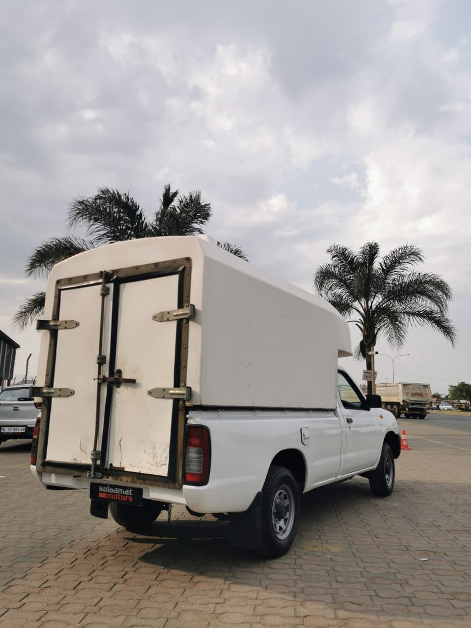 2017 Nissan Hardbody 2.0 Petrol