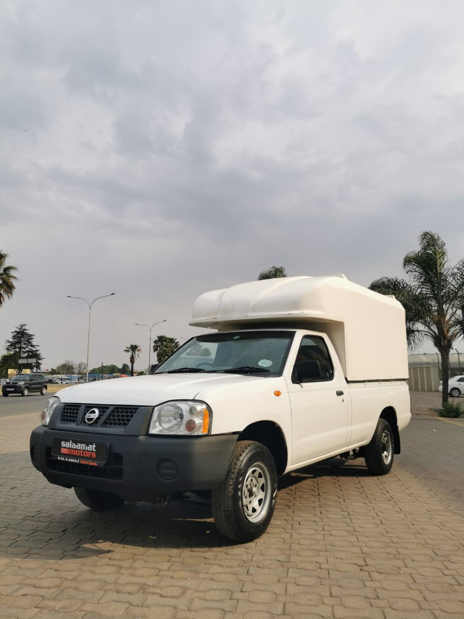 2017 Nissan Hardbody 2.0 Petrol