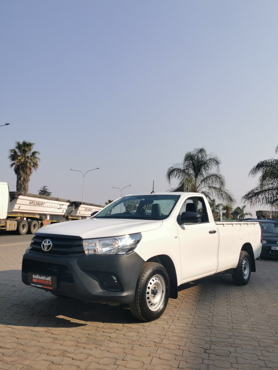 2022 Toyota Hilux 2.0 Petrol