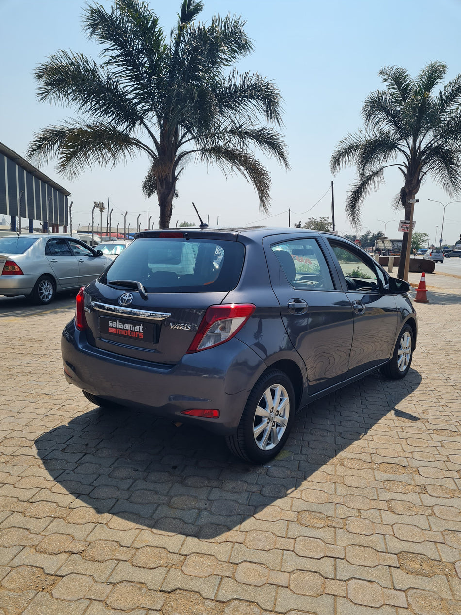 2013 Toyota Yaris 1.3 CVT Automatic