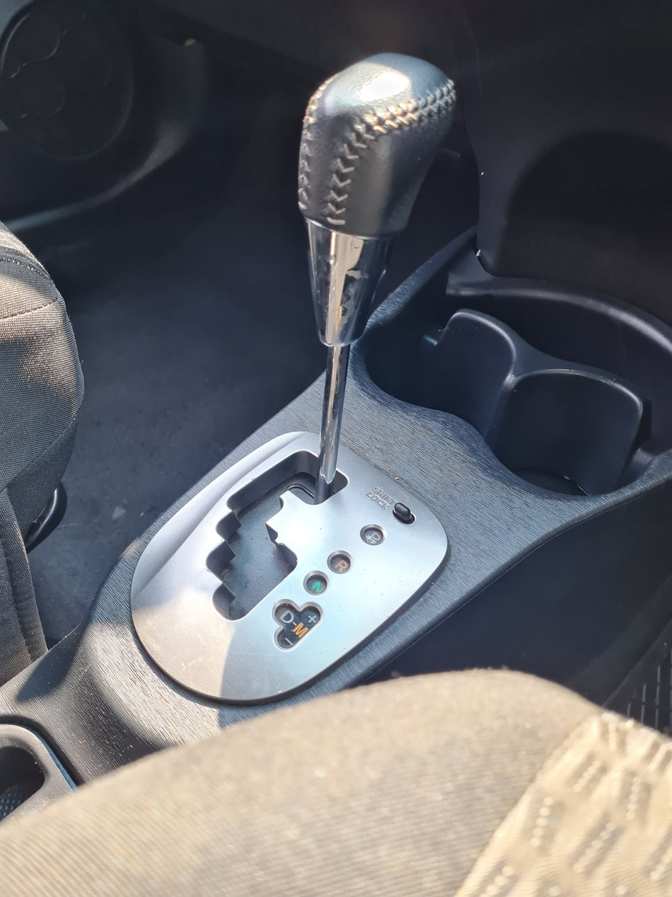 2013 Toyota Yaris 1.3 CVT Automatic