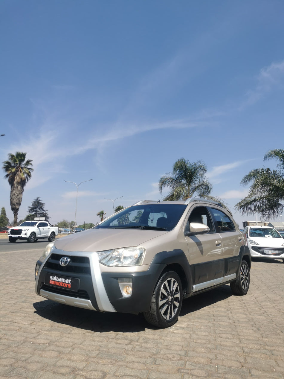2014 Toyota Etios Cross