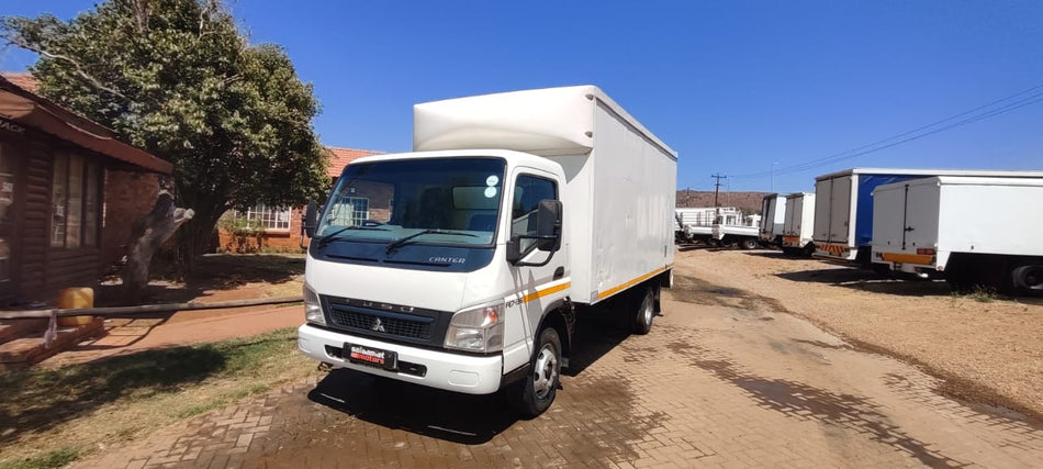 2017 Mitsubishi Fuso Canter V/Body