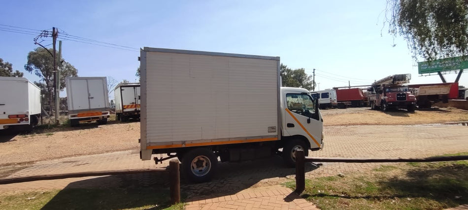 Toyota Dyna V/Body