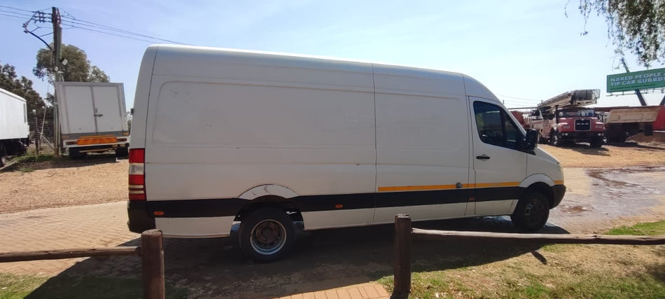 2011 Mercedes-Benz Sprinter 515 Panel Van