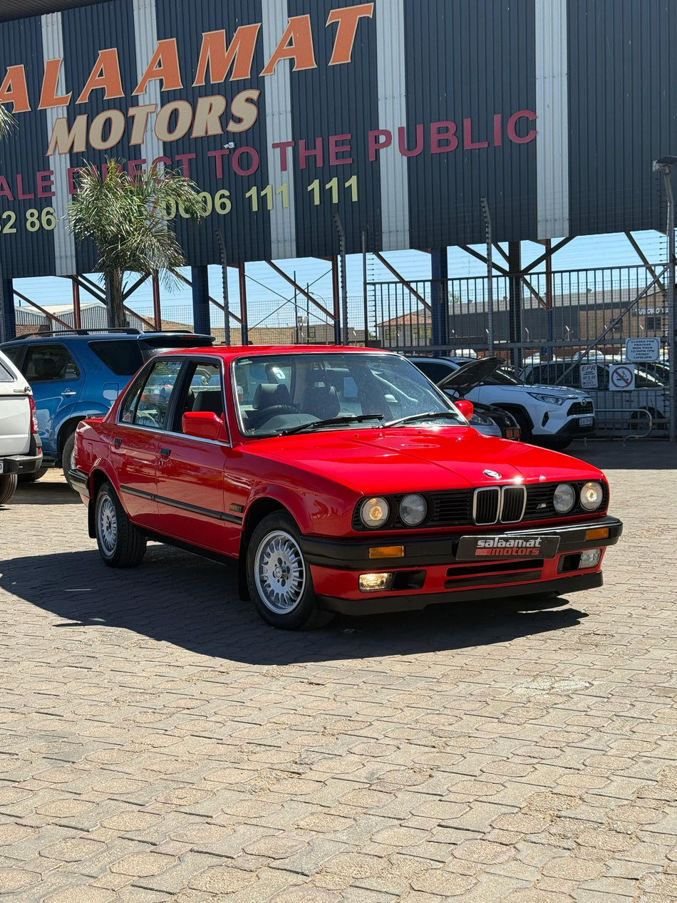 1991 BMW E30 318i