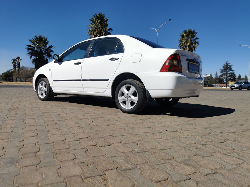 Toyota Corolla 160i GLE A/T