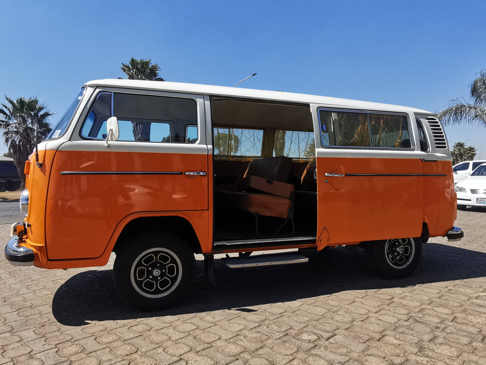 1976 Volkswagen Kombi 2000 L Executive