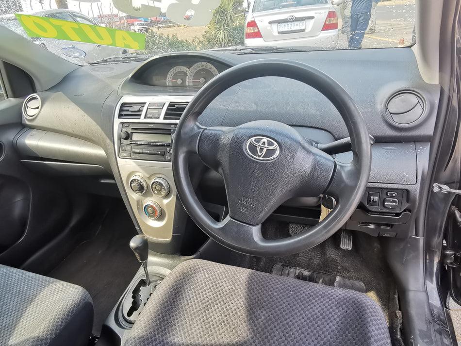 2008 Toyota Yaris automatic