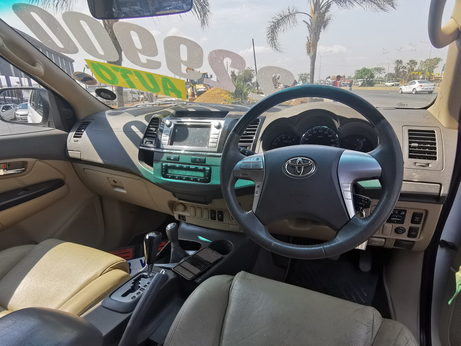 Toyota Fortuner 3.0 D4D 4X4 Auto