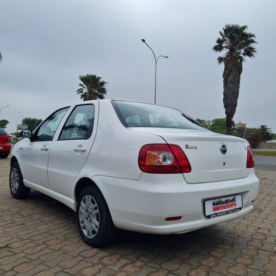 2005 Fiat Siena EL