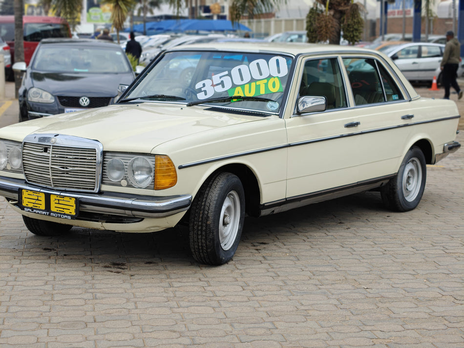1985 w123 Mercedes-Benz 200