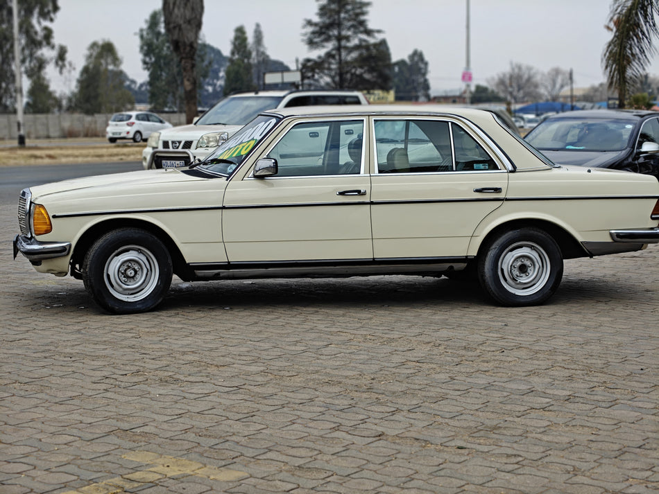 1985 w123 Mercedes-Benz 200